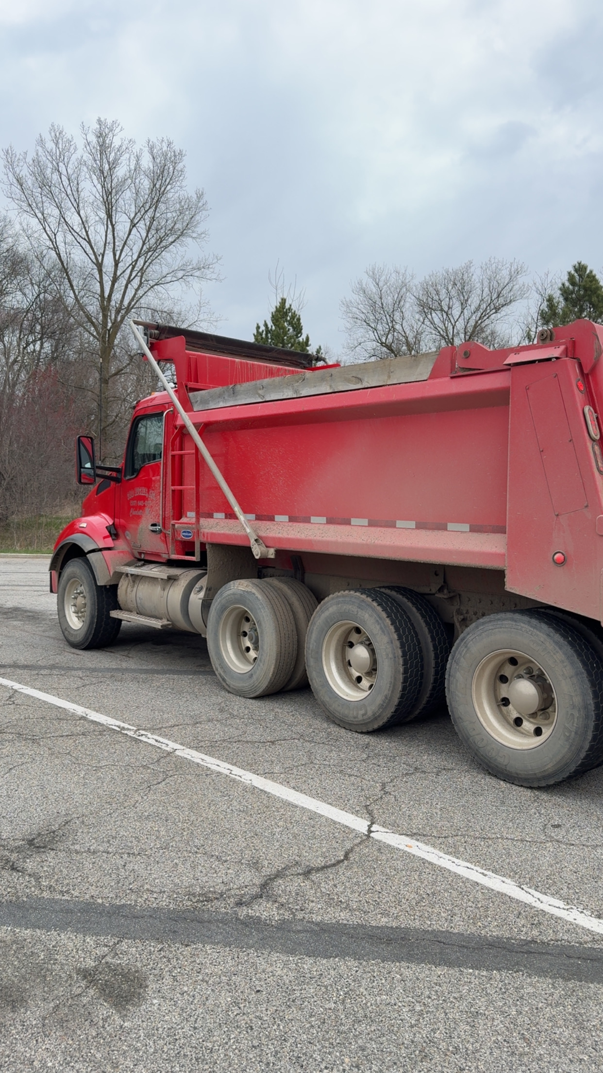 CjUKMVNuYXBjaGF0LzEzLjM0LjEuMCAoaVBob25lMTcsMjsgaU9TIDE4LjMuMTsgZ3ppcCkgAg==